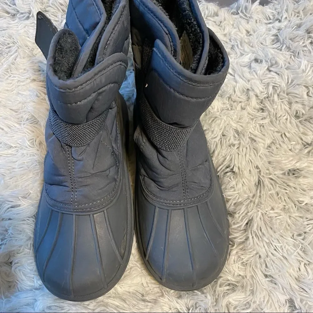 The Children’s Place ToddlerSnow Boots.